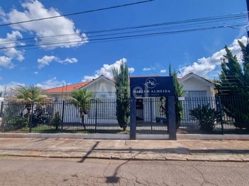 commercial_building em Rua Paulo Loureiro Azambuja, Lucas Araújo - Passo Fundo - RS