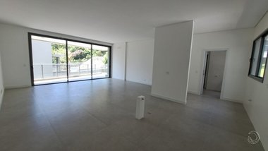 apartment em Haroldo Soares Glavan, Cacupé - Florianópolis - SC