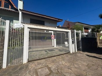 house em Rua Maestro Salvador Campanella, Jardim Itu - Porto Alegre - RS