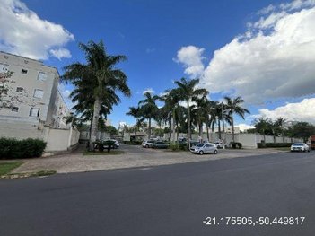 apartment em Rua Antônio dos Santos Ribeiro, Conjunto Habitacional Doutor Antônio Villela Silva - Araçatuba - SP
