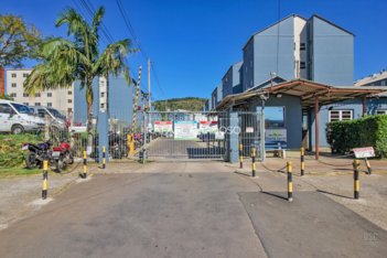 apartment em Rua Tomé Antônio de Souza, Campo Novo - Porto Alegre - RS