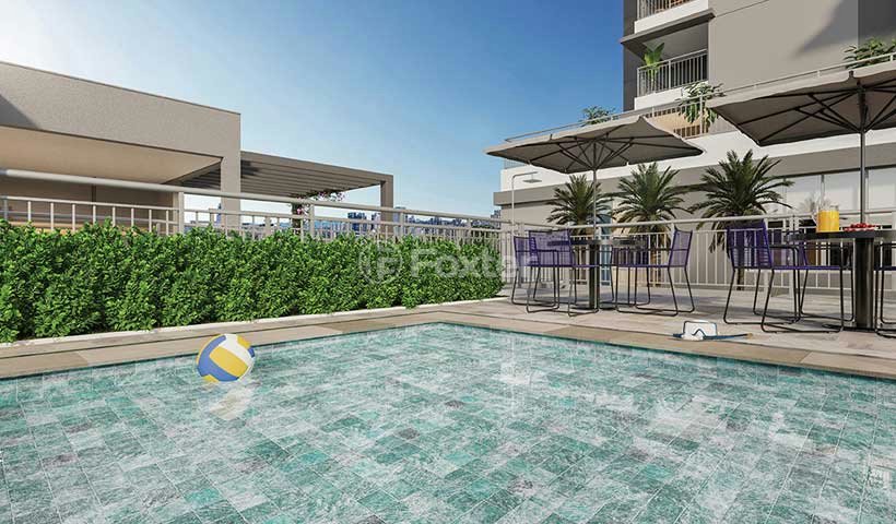 area-de-lazer-com-piscina-e-deck.jpeg