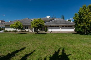 house em Rua Itallo Antônio Corsetti, Nossa Senhora da Saúde - Caxias do Sul - RS