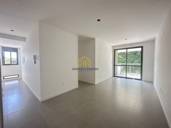 apartment em Haroldo Soares Glavan, Cacupé - Florianópolis - SC