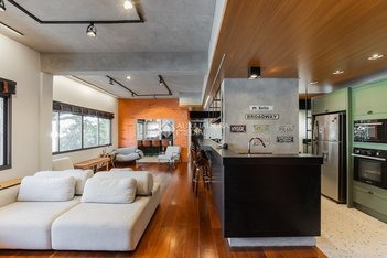 apartment em Rua Eudoro Berlink, Auxiliadora - Porto Alegre - RS