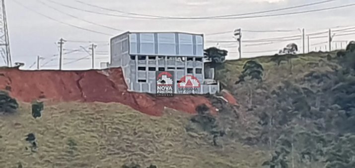Cômodo Condomínio