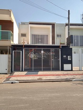house em Rua 1500, Centro - Balneário Camboriú - SC