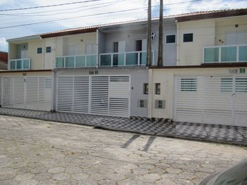 house em Rua Emiliano Pedroso, Cibratel II - Itanhaém - SP