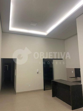 house em Rua Cobertura, Laranjeiras - Uberlândia - MG