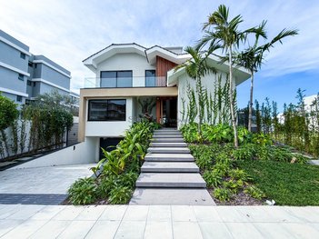 house em Avenida dos Búzios, Jurerê Internacional - Florianópolis - SC