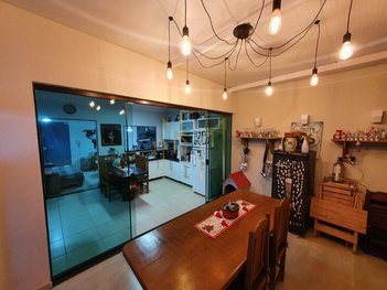 apartment em Avenida Professora Juvenília dos Santos, Santa Mônica - Uberlândia - MG