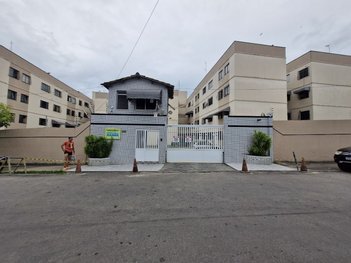 apartment em Rua Três, Messejana - Fortaleza - CE