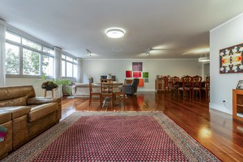 apartment em Rua Jerônimo da Veiga, Jardim Europa - São Paulo - SP