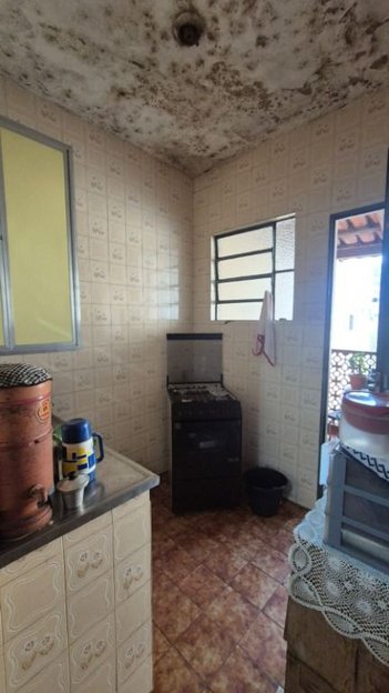 house em Rua Professor Francisco Lopes de Azeredo, Centro - Sabará - MG