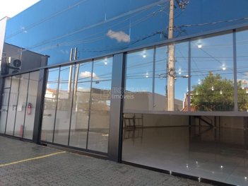 industrial em Rua Doutor Emílio Ribas, Vila Velosa - Araraquara - SP