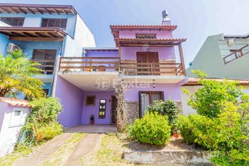 house em Rua Ponciano Pacheco da Silveira, Guarujá - Porto Alegre - RS