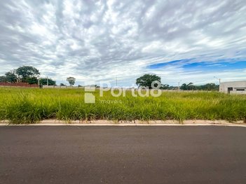 land_lot em Avenida Antonio dos Santos Galante, Centro - Cedral - SP