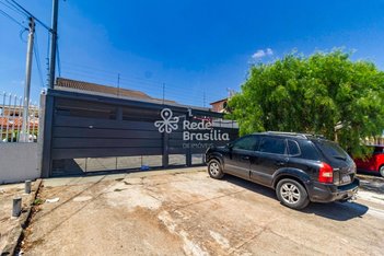 house em QNG 36, Taguatinga Centro (Taguatinga) - Brasília - DF