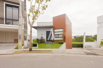 house em Rua Guilherme Zilmann, Vila Nova - Joinville - SC