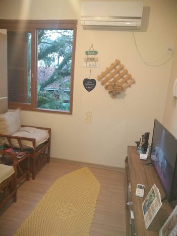 apartment em Dr. Voltaire Pires, Santo Antônio - Porto Alegre - RS