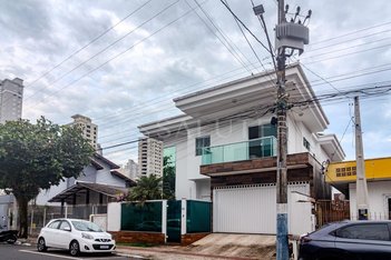 house em Rua 2448, Centro - Balneário Camboriú - SC