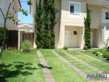 house em Rua Professor Pedroso, Jardim Independência - Jacareí - SP