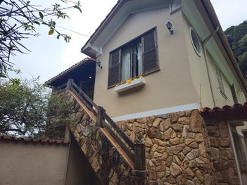 house em Rua Álvaro Lópes Castro, Mosela - Petrópolis - RJ
