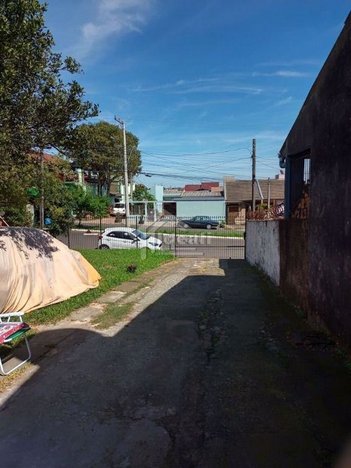 house em Avenida Albano Francisco da Silva, Lomba da Palmeira - Sapucaia do Sul - RS