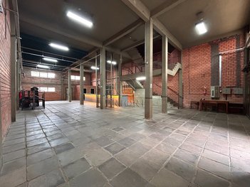 industrial em Avenida Pernambuco, Navegantes - Porto Alegre - RS