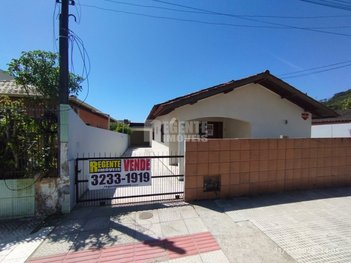 house em Rua do Louro, Monte Verde - Florianópolis - SC