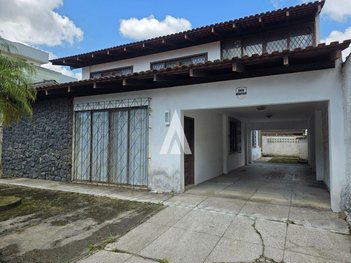 house em Rua Assis Brasil, Saguaçu - Joinville - SC