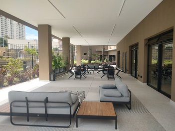 apartment em Rua Monsenhor Ivo Zanlorenzi, Campo Comprido - Curitiba - PR