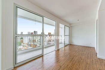 apartment em Rua André de Barros, Centro - Curitiba - PR
