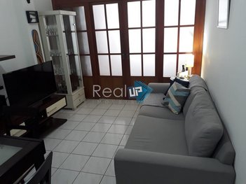 apartment em Avenida Nossa Senhora de Copacabana, Copacabana - Rio de Janeiro - RJ