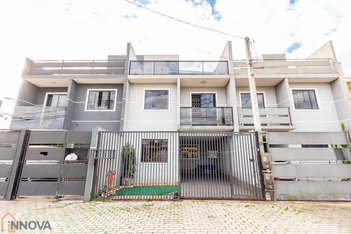 house em Rua Arapongas, Sítio Cercado - Curitiba - PR