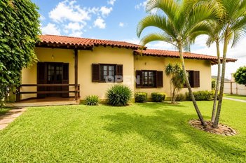 house em Rua Carlos Gomes, Harmonia - Canoas - RS