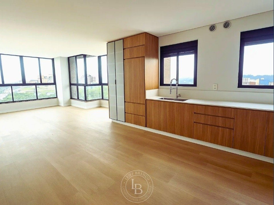 02 Cobertura _ Venda _ Anita Garibaldi _ Joinville _ Santa Catarina _ Cozinha Integrado