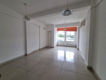 office em Wenceslau Escobar, Tristeza - Porto Alegre - RS