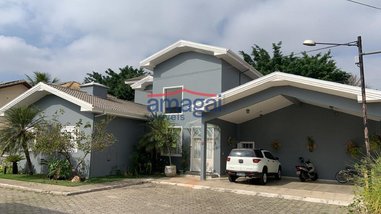 house em Avenida Claurides de Siqueira, Jardim Santa Maria - Jacareí - SP