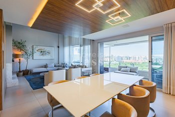 apartment em Rua Doutor Helmuth Weinmann, Jardim Europa - Porto Alegre - RS