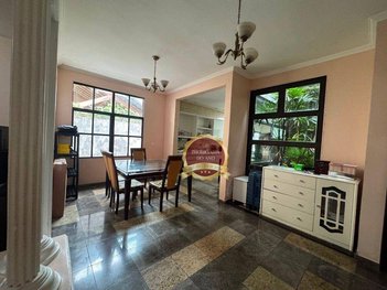 house em Avenida Marechal Mascarenhas de Moraes, Canto do Forte - Praia Grande - SP