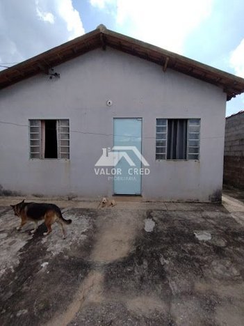 house em Rua Vereador Elio Barra, Dos Carvalhos - Varginha - MG