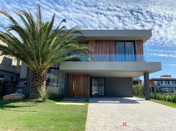 house em Rua Rio Jacuí, Xangri-Lá - Xangri-Lá - RS