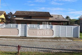 house em Estrada Gleba Ribeira, Japuíba - Cachoeiras de Macacu - RJ
