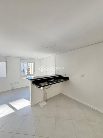 apartment em Rua Coronel Genuino, Centro Histórico - Porto Alegre - RS