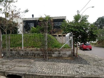 house em Danton Kras Borges, Guarujá - Porto Alegre - RS
