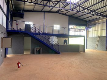 industrial em Rua Lamia Darahem Canesin, Sítio São Bento 2 - Ribeirão Preto - SP