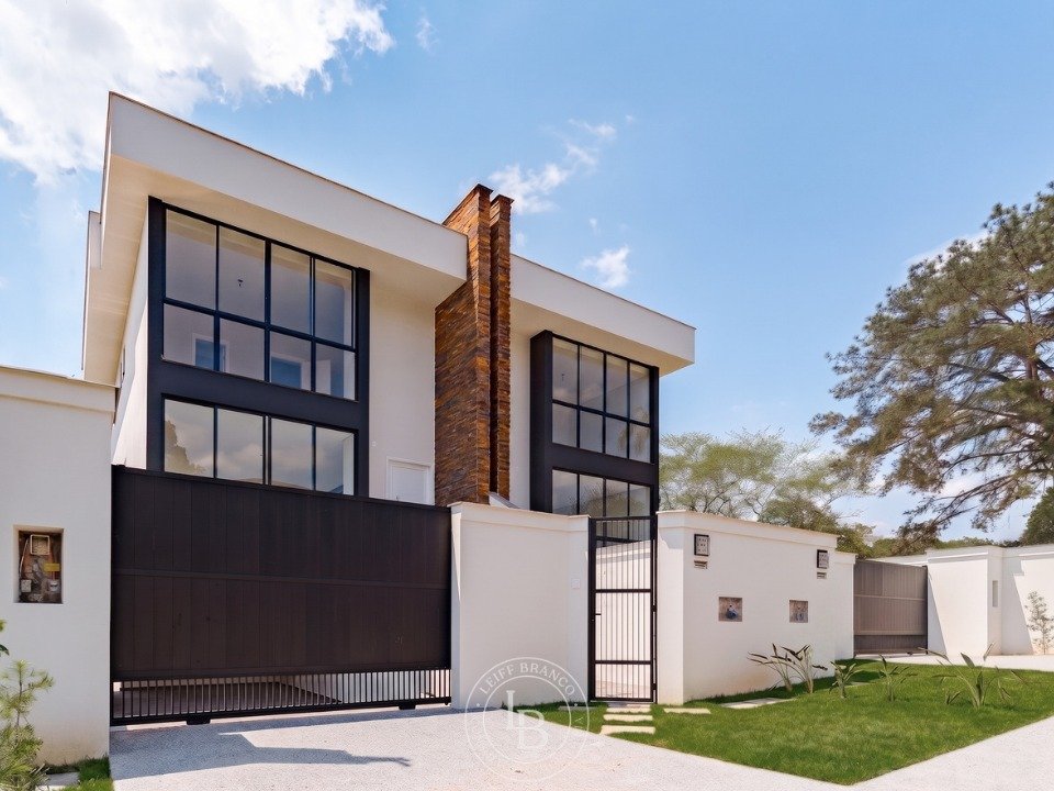 Casa/Triplex/venda/Costa e Silva/Joinville/Santa Catarina/Fachada