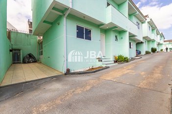 house em Rua Pacífico Guimarães Teixeira Filho, Uberaba - Curitiba - PR