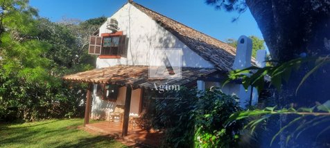 house em Estrada Jornalista Jaime de Arruda Ramos, Ponta das Canas - Florianópolis - SC